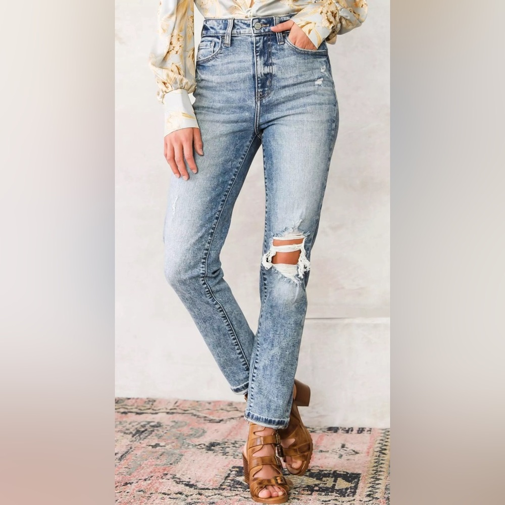 Willow & Root (buckle) Mom Jeans